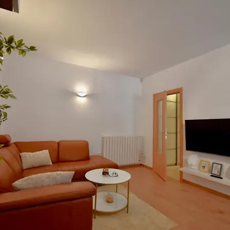 Relaxing Apartment 300 M From The Beach
